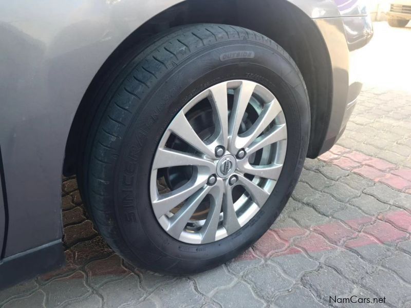 Nissan BLUE BIRD (SYLPHY ) 1.5L in Namibia