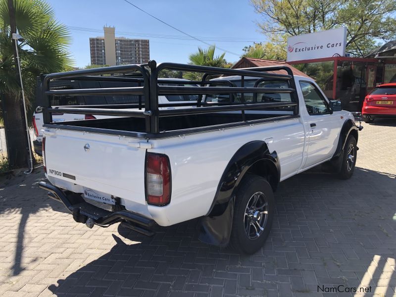 Nissan Hardbody in Namibia