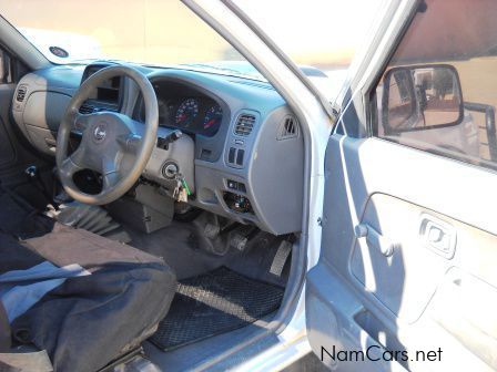 Nissan Hardbody S/C 4x4 2.5 in Namibia