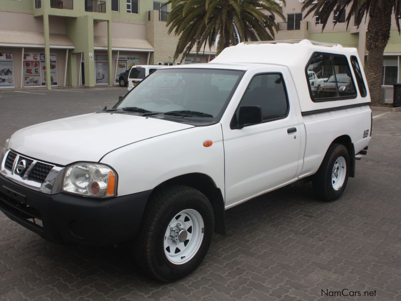 Nissan NP300 2.0 swb in Namibia