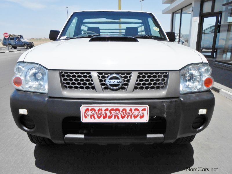 Nissan NP300 2.5 d 4x4 (diesel) in Namibia