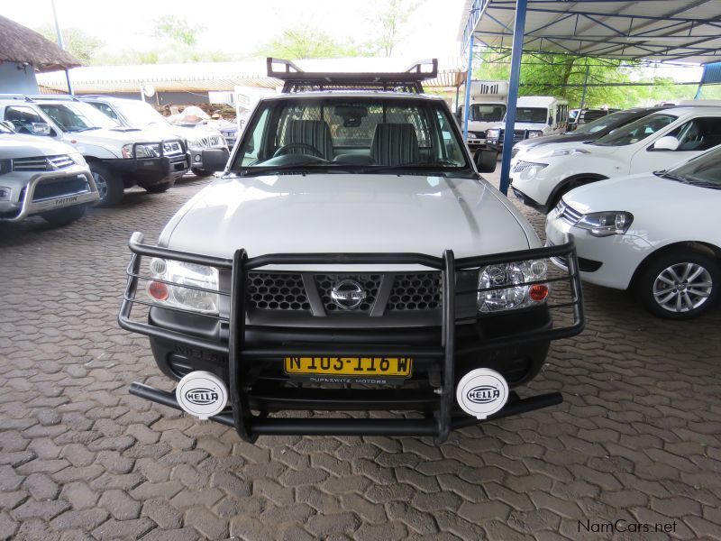 Nissan NP300 2000L LWB in Namibia