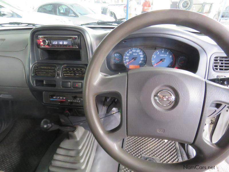 Nissan NP300 2000L LWB in Namibia