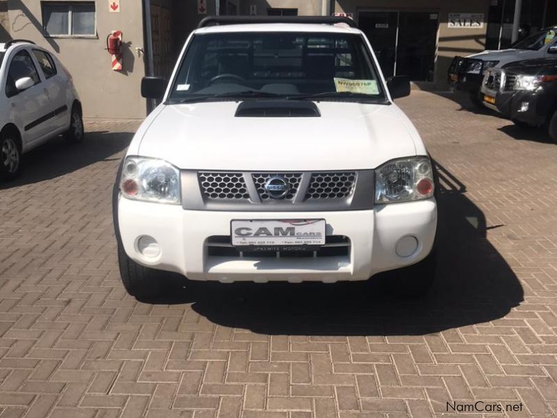 Nissan NP300 Hardbody 2.0i LWD P/U S/C in Namibia