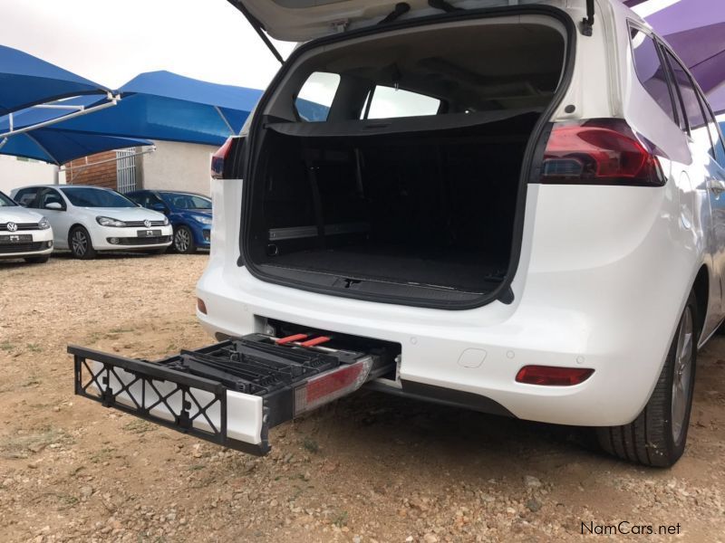 Opel ZAFIRA TOURER 1.4A TURBO in Namibia