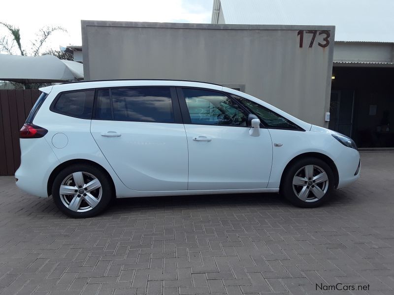 Opel Zafira 1.4 Turbo in Namibia