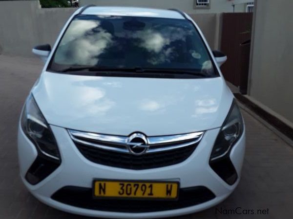 Opel Zafira 1.4 Turbo in Namibia