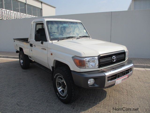 Toyota 4.0 V6 L/CRUISER P/UP S/CAB LWB in Namibia
