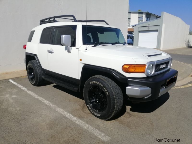 Toyota FJ Cruiser 4.0 V6 4x4 in Namibia