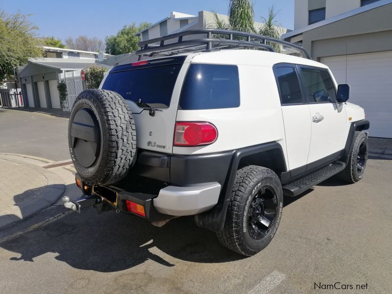 Toyota FJ Cruiser 4.0 V6 4x4 in Namibia