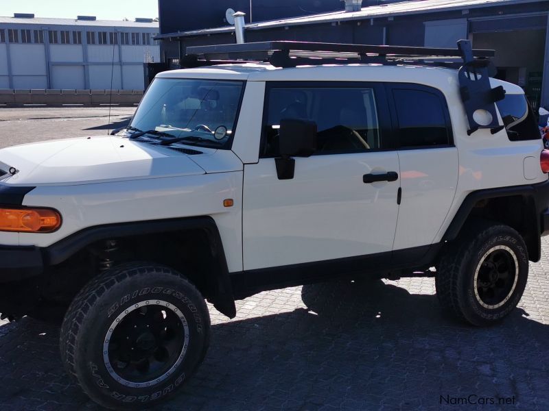 Toyota FJ Cruiser 4.0 V6 in Namibia