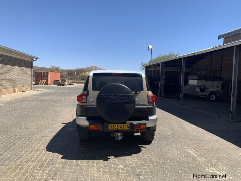 Toyota FJ Cruiser 4.0L in Namibia
