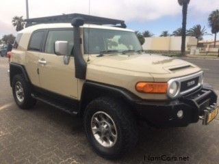 Toyota FJ Cruiser V6, 4Lt, 4x4 in Namibia