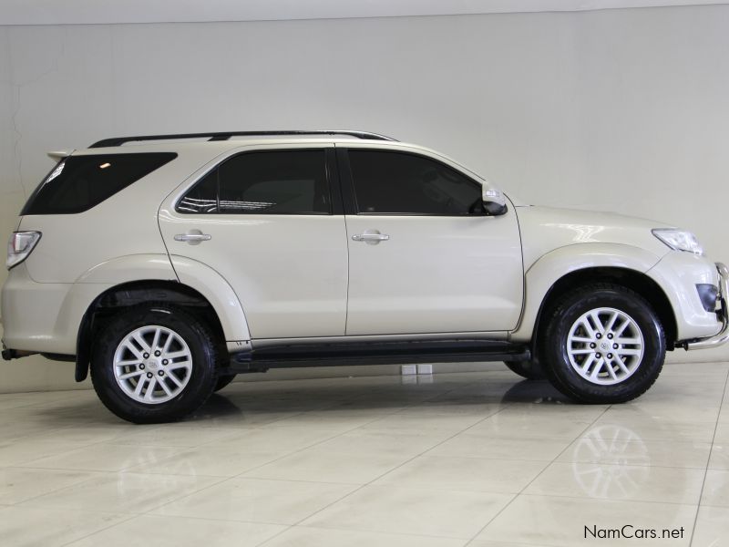 Toyota Fortuner 2002