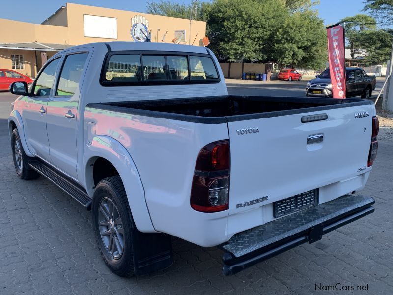 Toyota HILUX 3.0 D-4D A/T 4X4 in Namibia