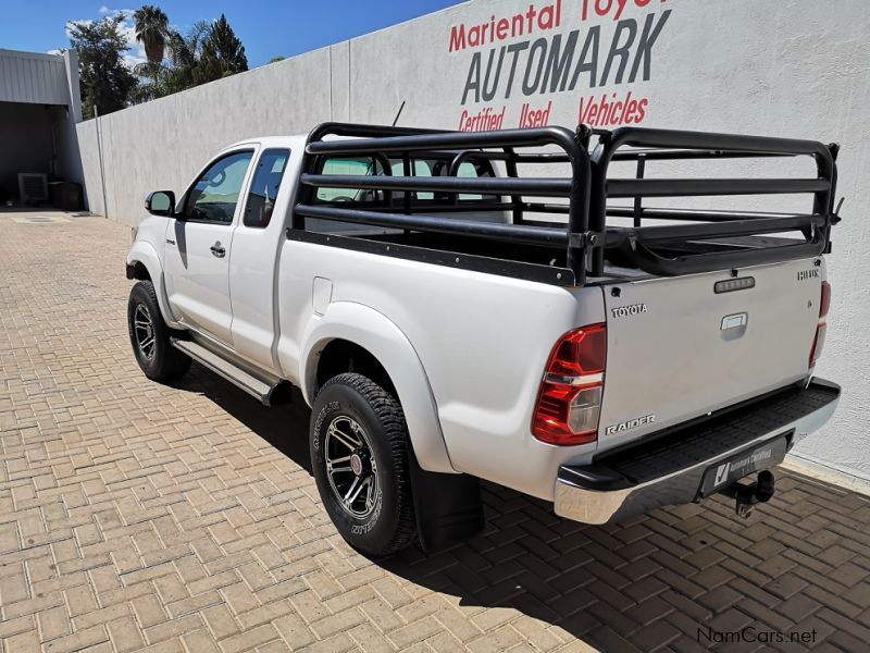 Toyota HILUX 3.0 EXT CAB in Namibia