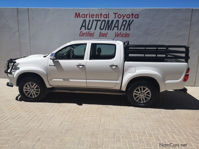 Toyota HILUX DC 3.0 4X4 AT in Namibia