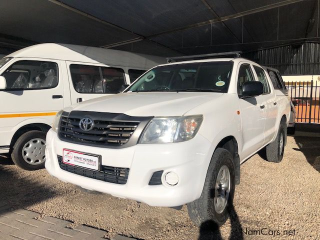 Toyota Hilux 2.5 D4D 4x4 D/C manual in Namibia