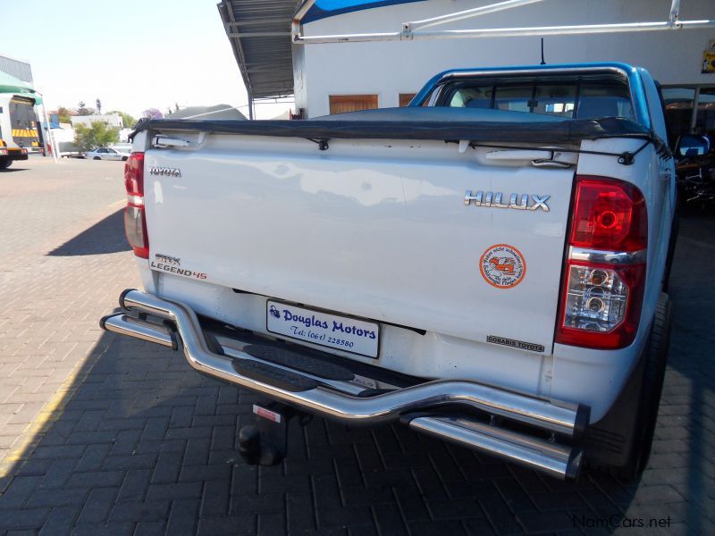 Toyota Hilux 2.5 D4D SRX 2x4 S/Cab in Namibia