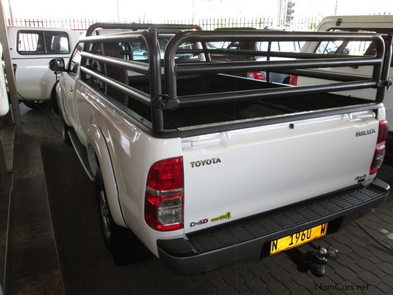 Toyota Hilux 3.0 D-4D S/C 4x4 in Namibia