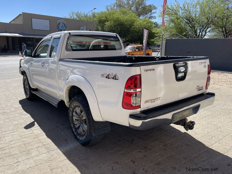 Toyota Hilux 3.0 D-4D VIGO P/U E/C M/t 4X4 in Namibia