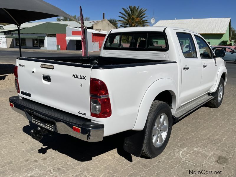 Toyota Hilux 4.0 V6 4X4 HERITAGE in Namibia