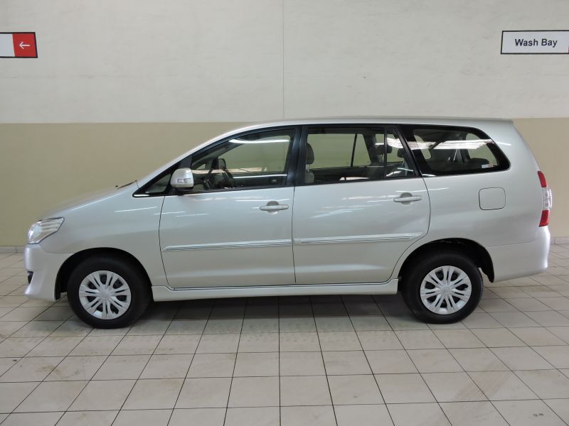 Toyota Innova 2.7 VVT-i 8 Seater in Namibia