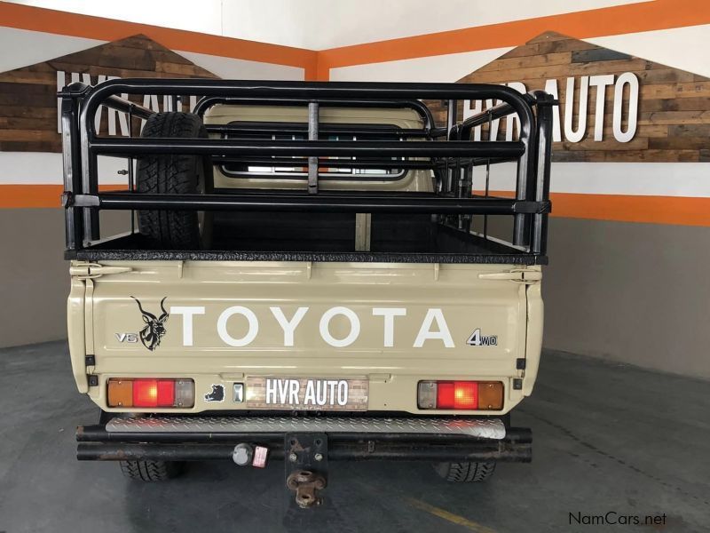 Toyota Land Cruiser 4l V6 Petrol 4x4 in Namibia