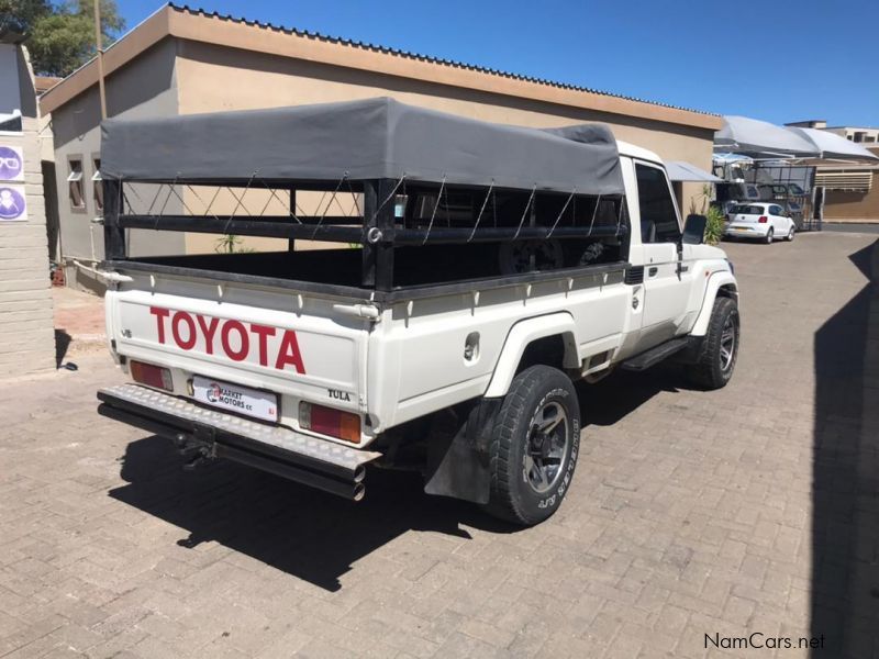 Toyota Land Cruiser 79 4.5 V6 S/C P/U in Namibia