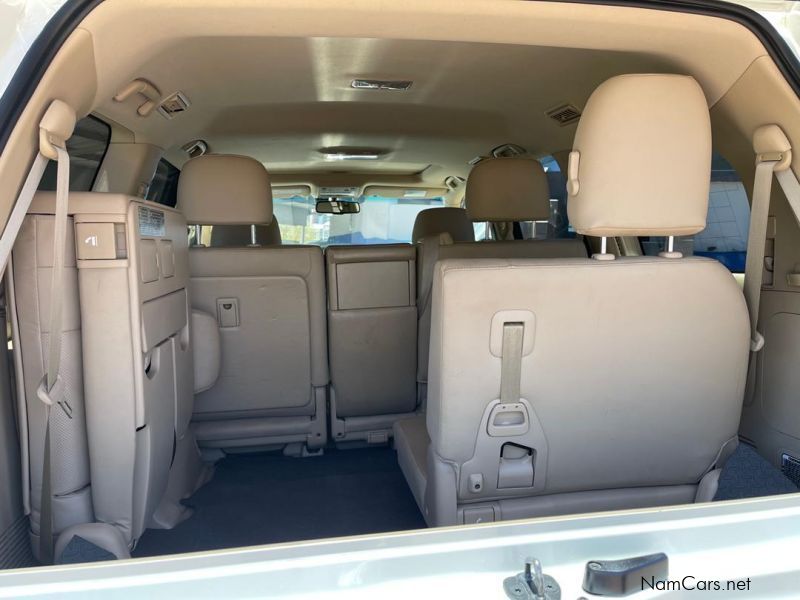 Toyota LandCruiser 200 V8 4.6 VX A/T in Namibia