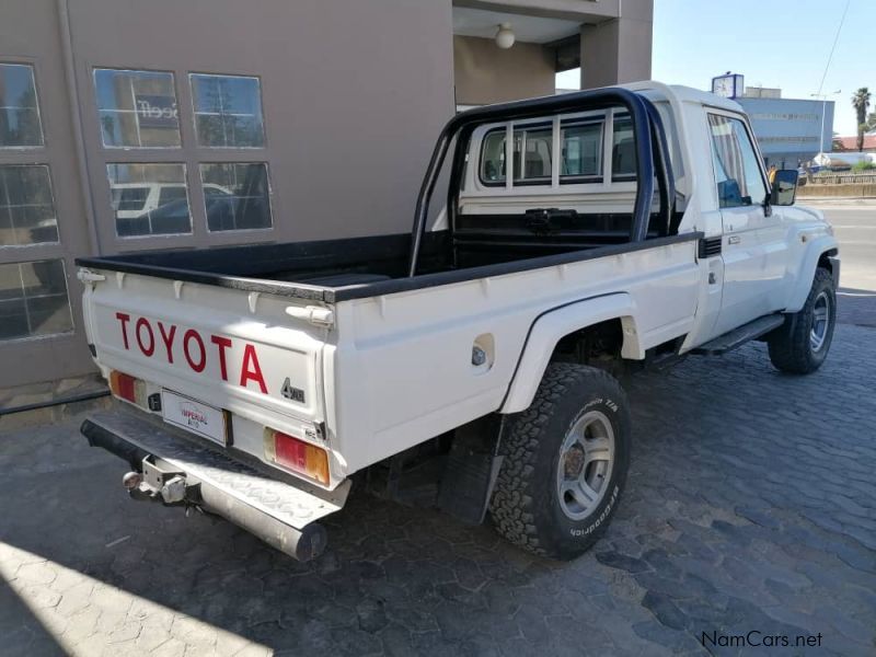 Toyota Landcruiser 79 4.0p P/u S/c in Namibia