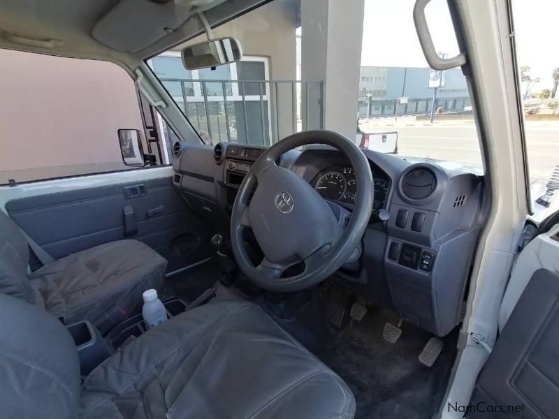 Toyota Landcruiser 79 4.0p P/u S/c in Namibia