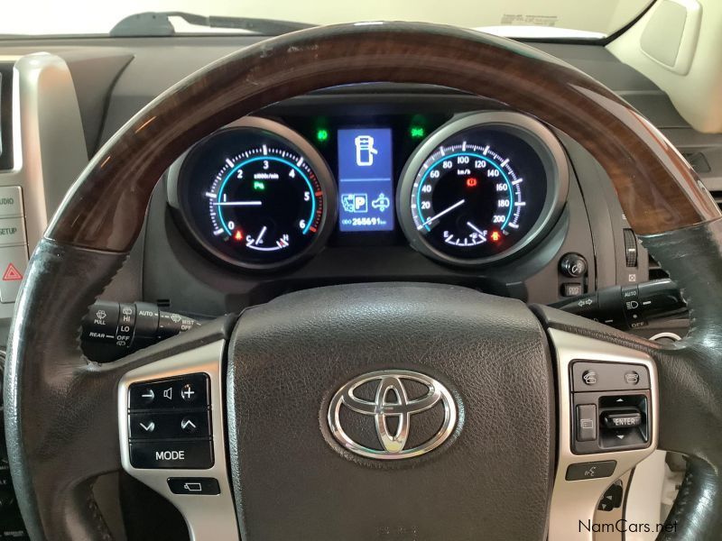 Toyota Prado VX 3.0 TDI A/T in Namibia