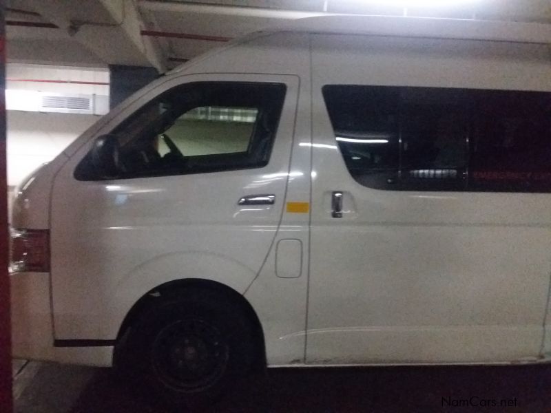 Toyota Quantum 2.7 14 Seater Bus 11 in Namibia