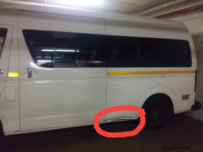 Toyota Quantum 2.7 14 Seater Bus 11 in Namibia