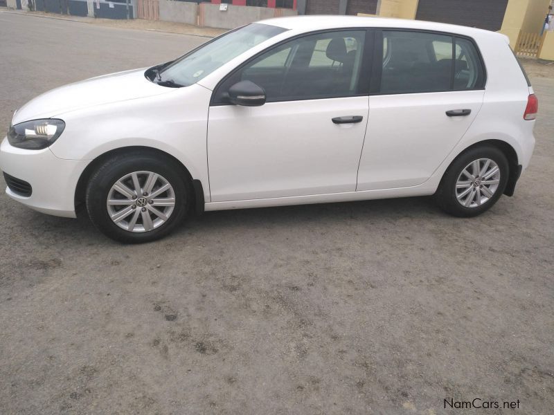 Volkswagen Golf 6 1.6 Trendline local in Namibia