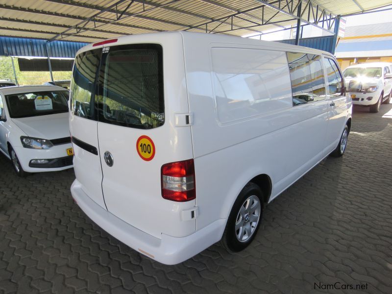 Volkswagen TRANSPORTER CREW BUS 2.0 TDI 8 SEATER in Namibia