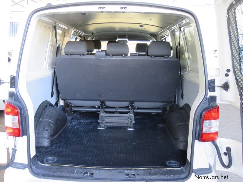 Volkswagen TRANSPORTER CREW BUS 2.0 TDI 8 SEATER in Namibia