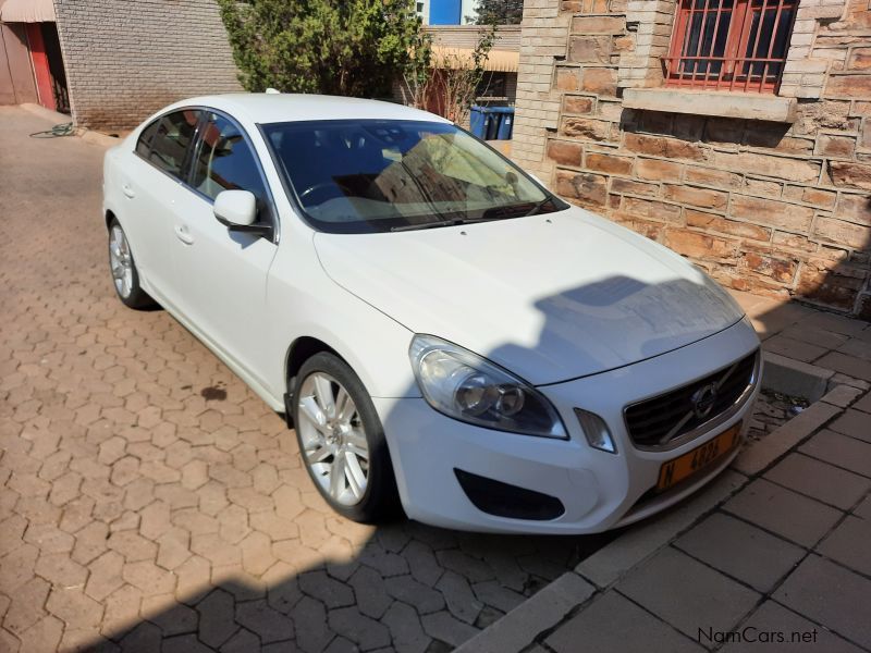 Volvo S60 T4 2.0T in Namibia