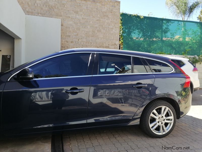 Volvo V60 D3 in Namibia