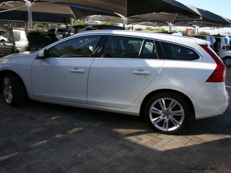Volvo V60 D5 a/t 5 door in Namibia