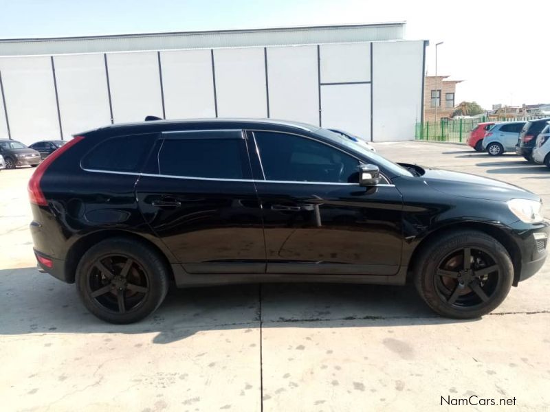 Volvo XC60 T5 AWD in Namibia