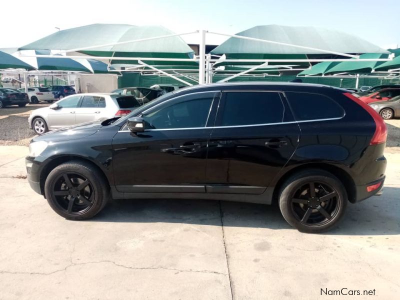 Volvo XC60 T5 AWD in Namibia