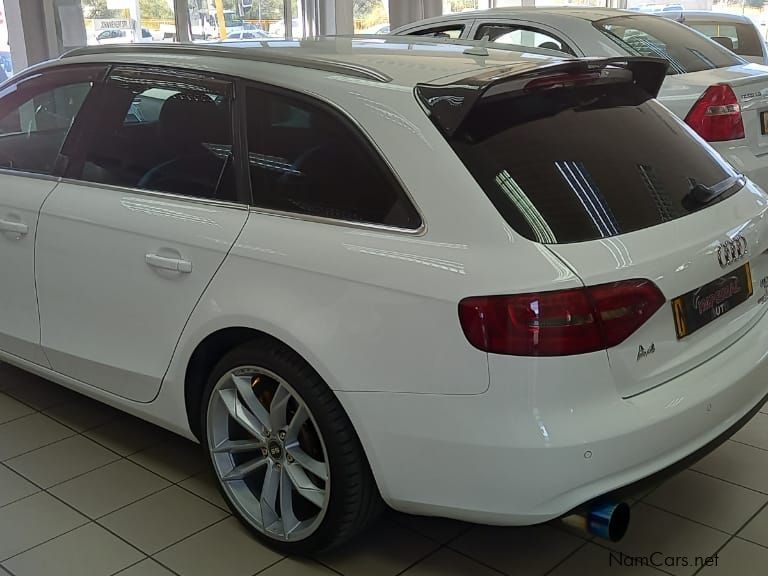 Audi A4 2.0 AVANT MULTITRONIC (B7) in Namibia