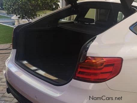 BMW 320i M SPORT in Namibia