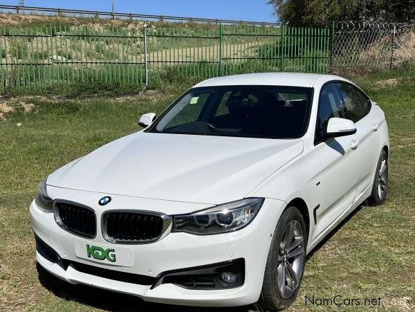 BMW GT 320i in Namibia