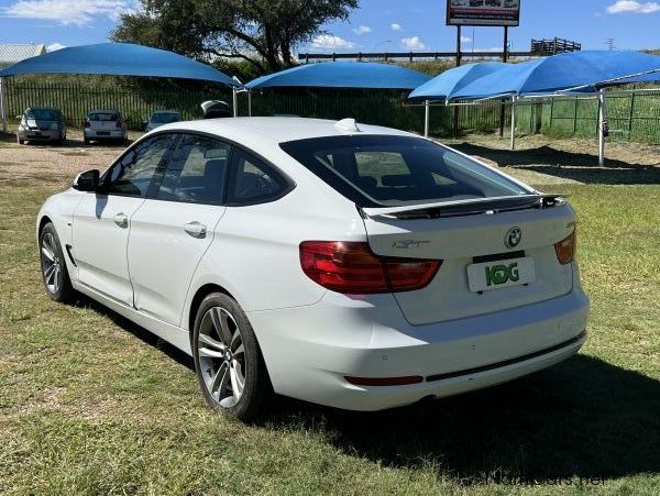 BMW GT 320i in Namibia