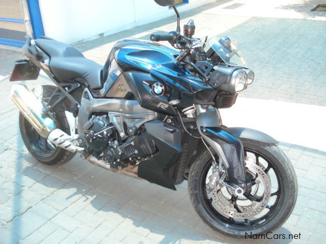 BMW K1300R in Namibia