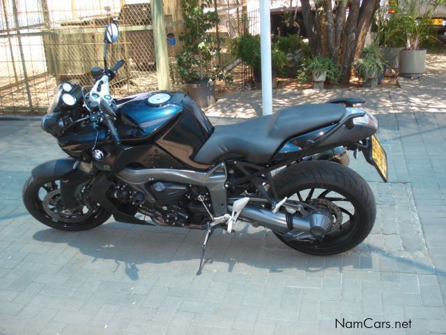 BMW K1300R in Namibia