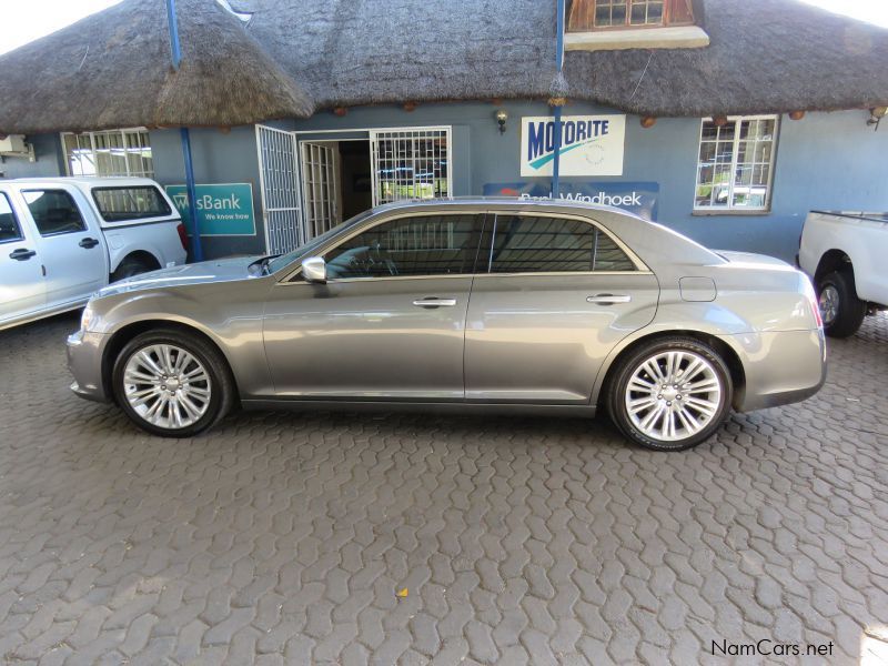Chrysler 300C 3.6 LUX A/T in Namibia